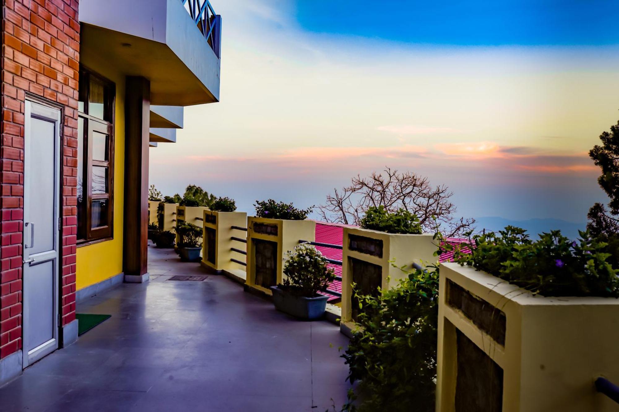 Green N Breeze Resorts موسوري المظهر الخارجي الصورة