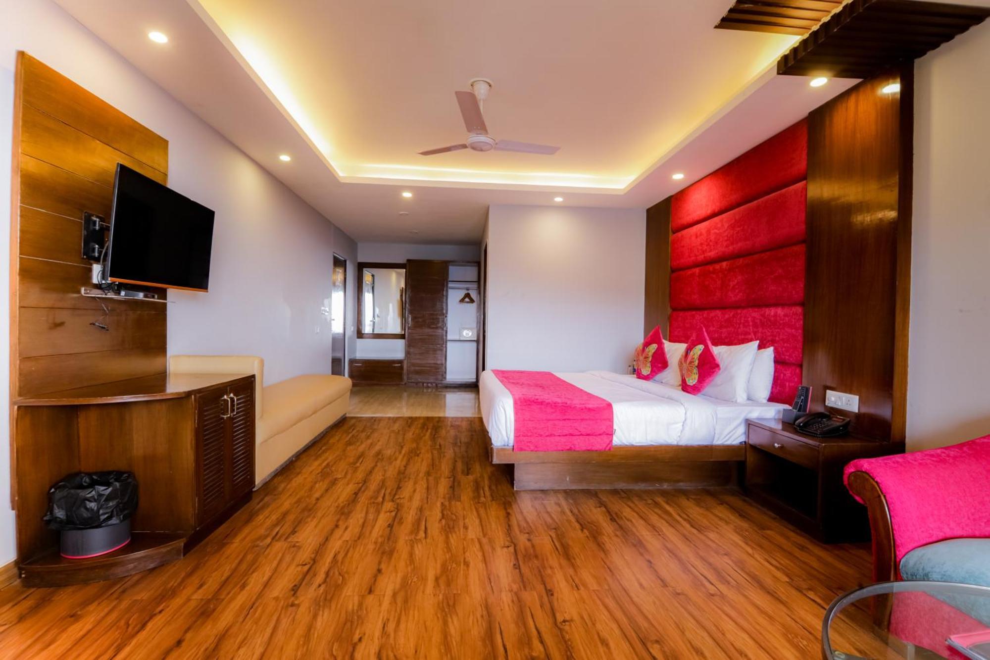 Green N Breeze Resorts موسوري المظهر الخارجي الصورة